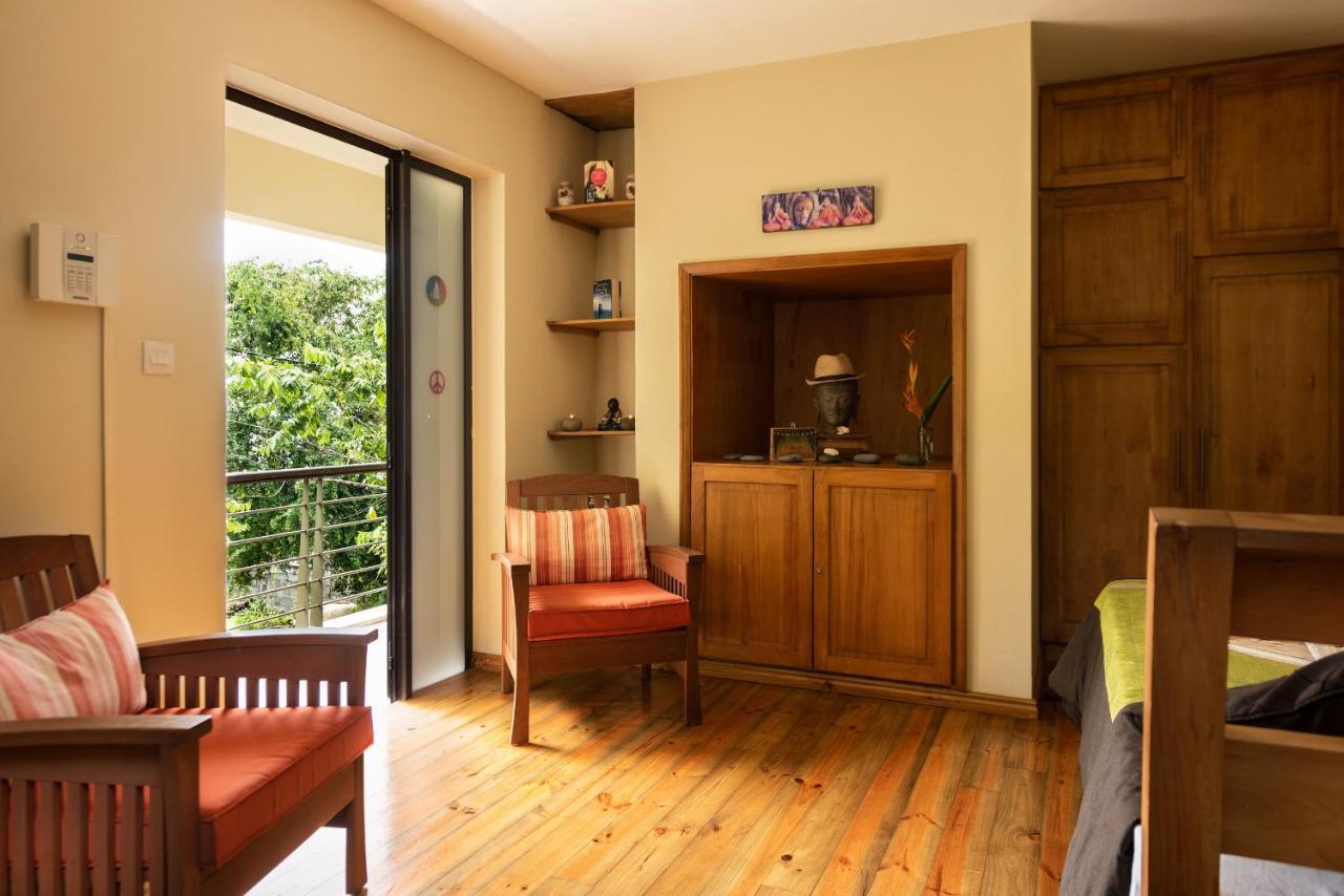 Happy Days Guest House Le Morne Ngoại thất bức ảnh