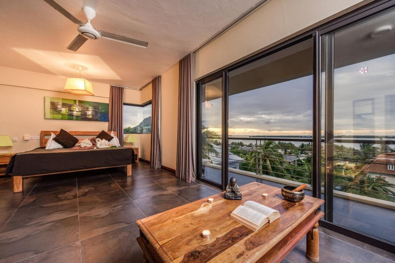 Happy Days Guest House Le Morne Ngoại thất bức ảnh