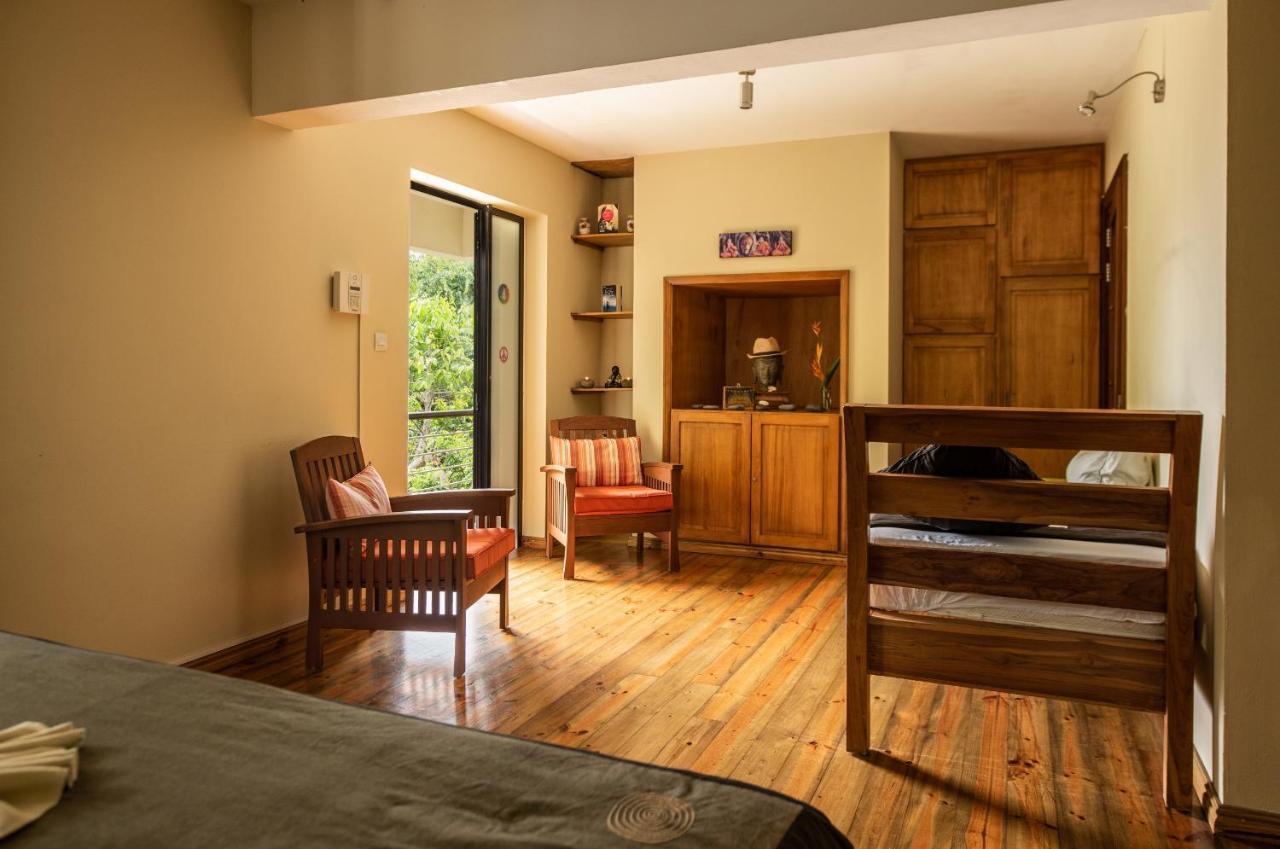 Happy Days Guest House Le Morne Ngoại thất bức ảnh