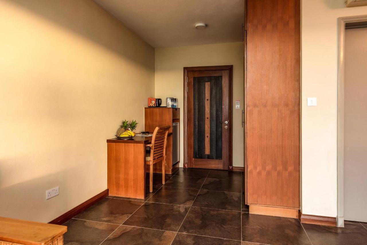 Happy Days Guest House Le Morne Ngoại thất bức ảnh