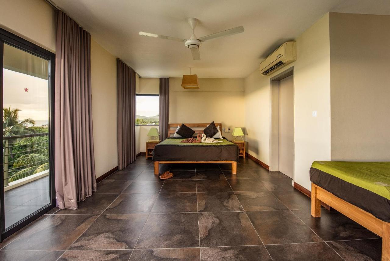 Happy Days Guest House Le Morne Ngoại thất bức ảnh