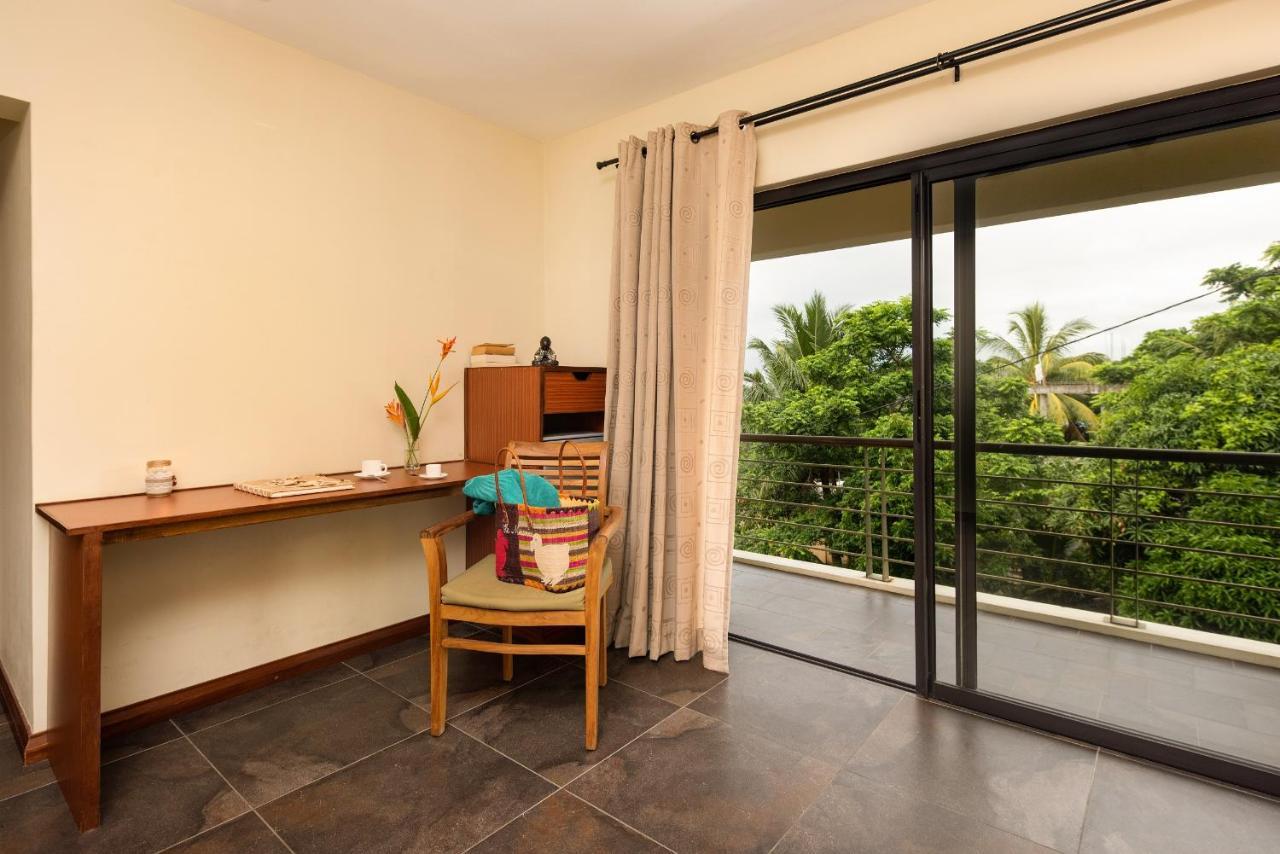 Happy Days Guest House Le Morne Ngoại thất bức ảnh