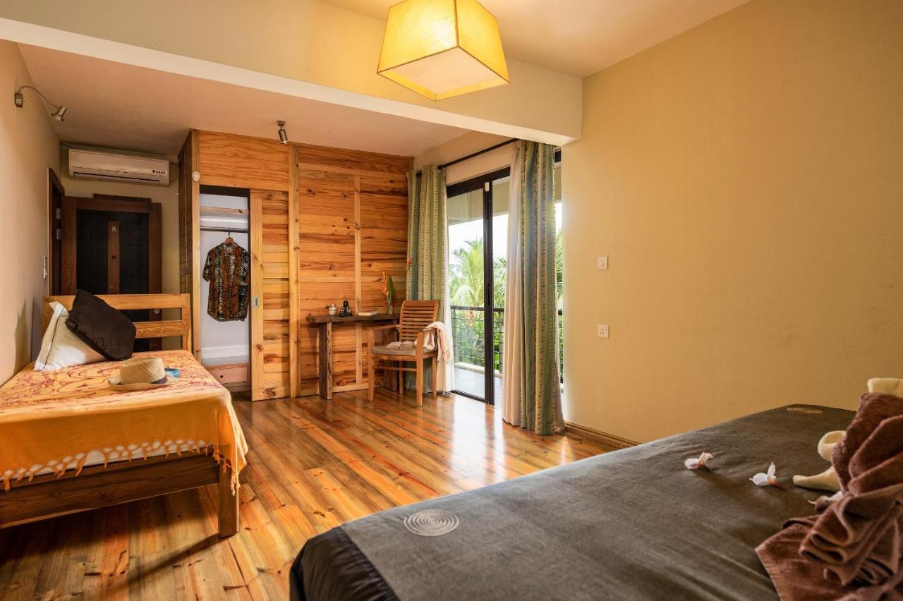 Happy Days Guest House Le Morne Ngoại thất bức ảnh