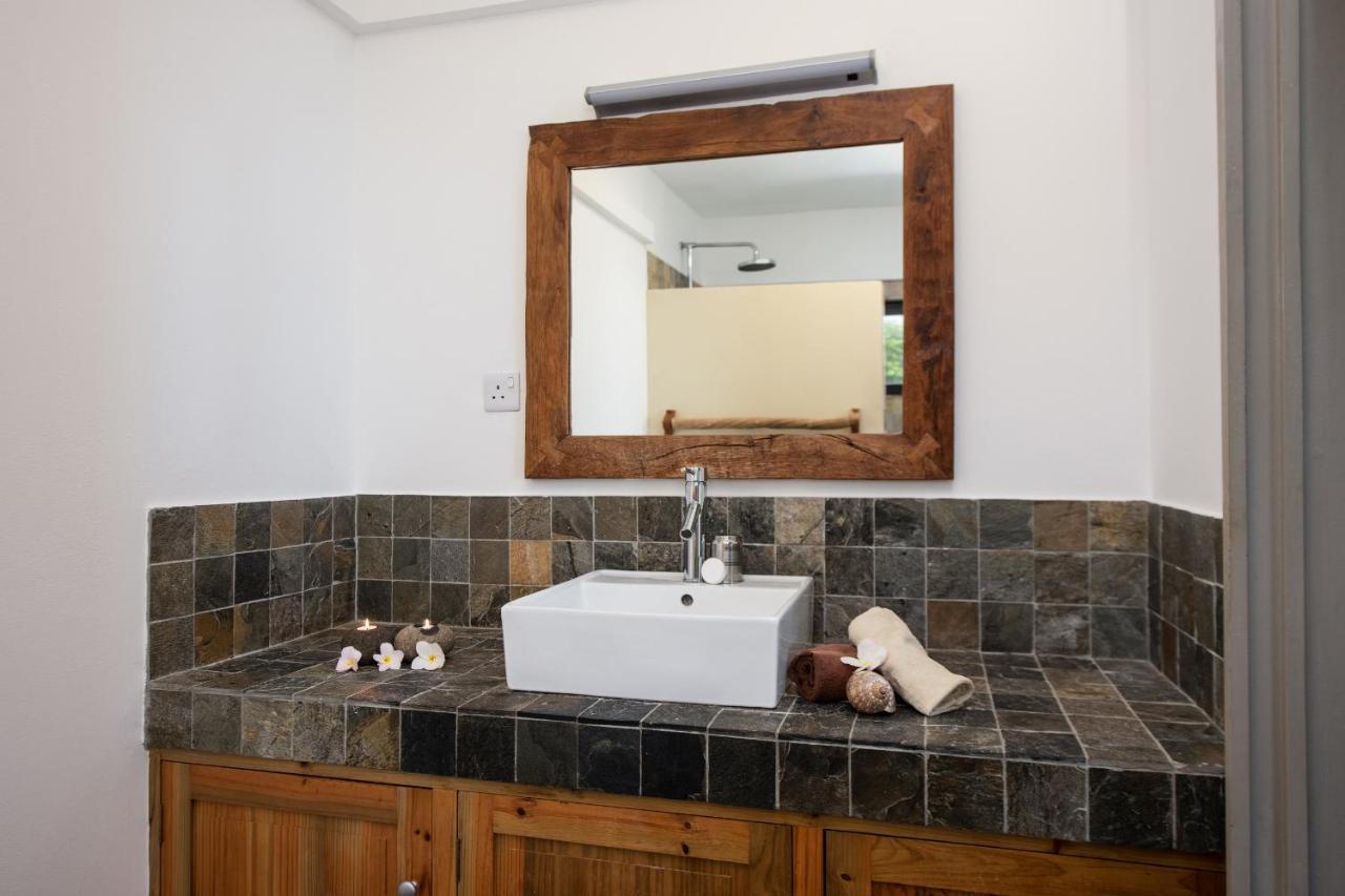 Happy Days Guest House Le Morne Ngoại thất bức ảnh
