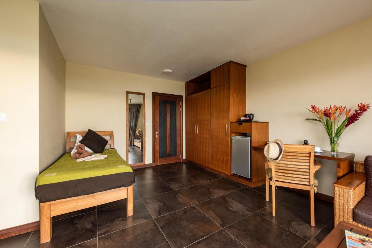 Happy Days Guest House Le Morne Ngoại thất bức ảnh