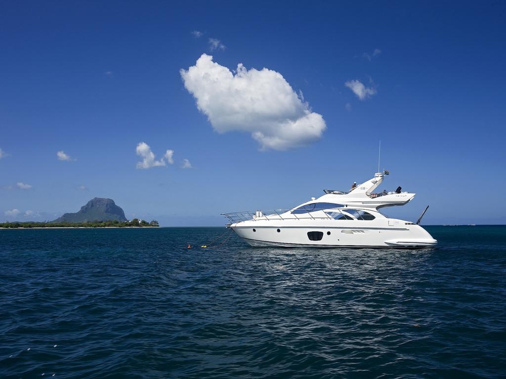 Happy Days Guest House Le Morne Ngoại thất bức ảnh